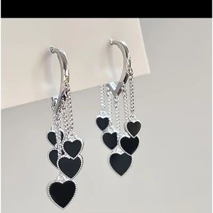 New Black Hearts dangle Earrings